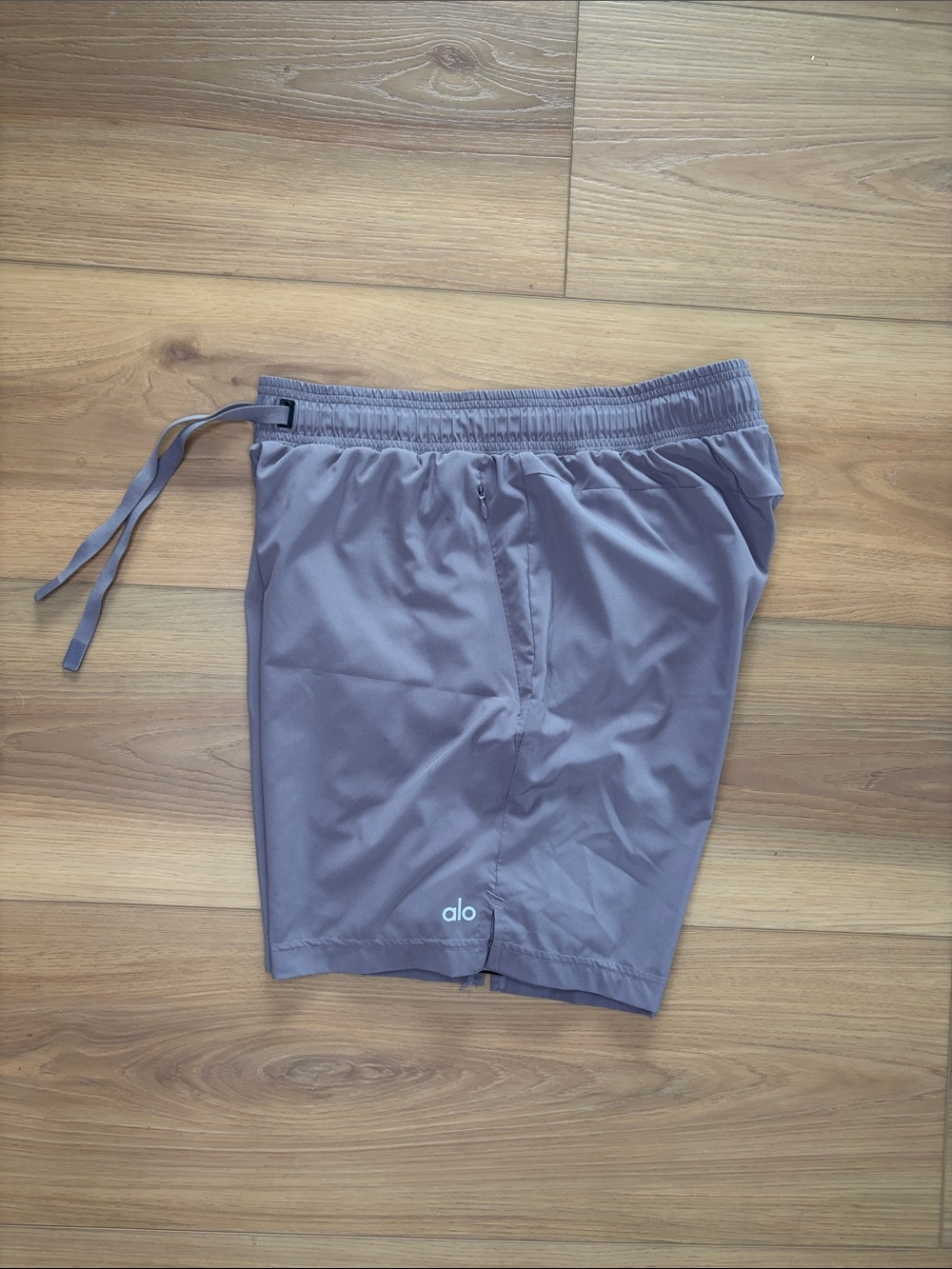 ALO Yoga Men's Athletic Shorts in Dusty Lavender Gray (lined)